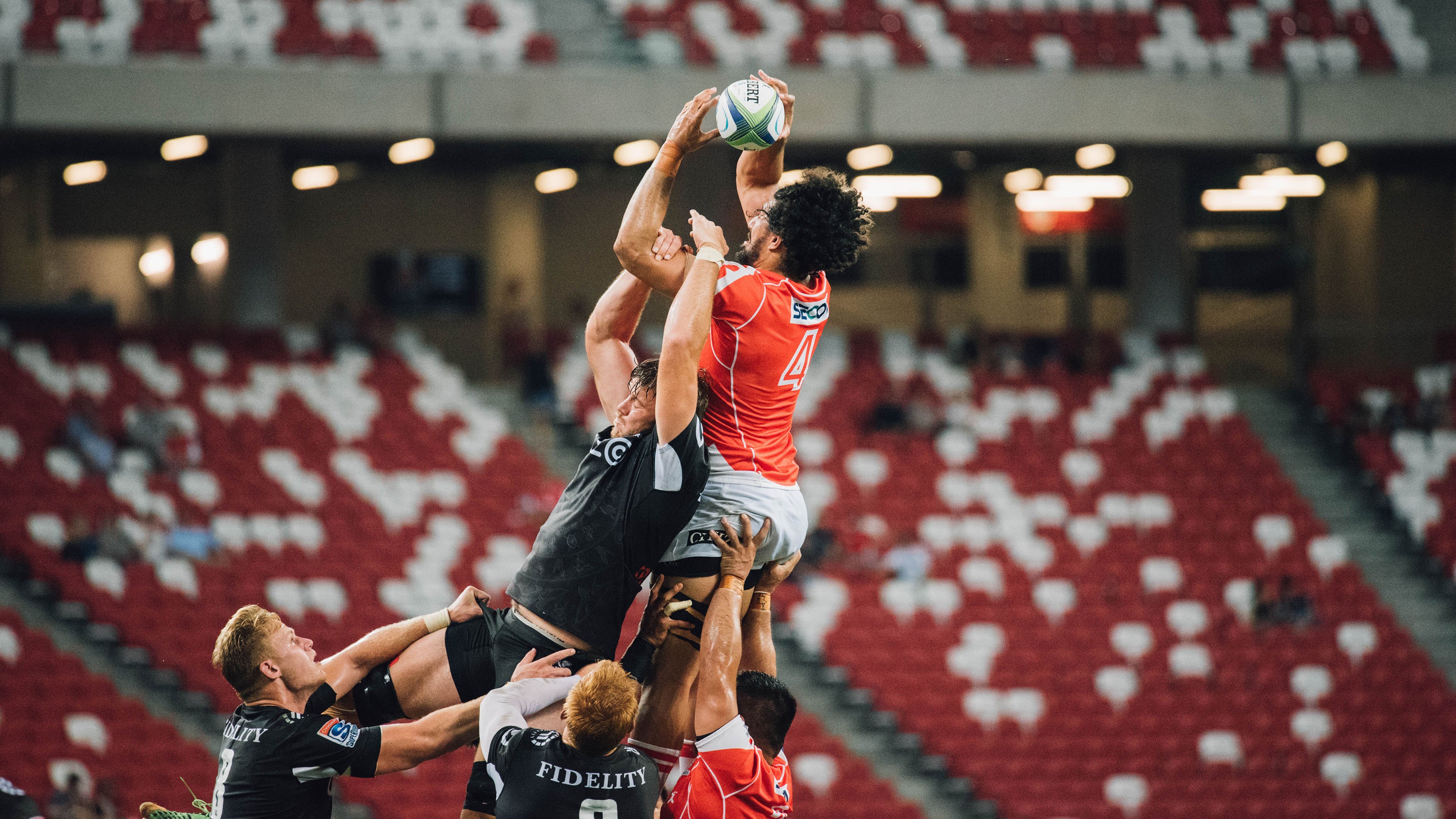 球员在中超赛场上的领袖力被队友公开高度评价，中超选手