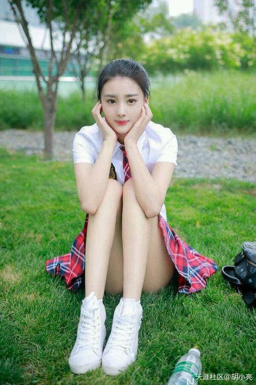 塔特稳定的发挥帮助袋鼠队克服强敌，屡次逆转比赛